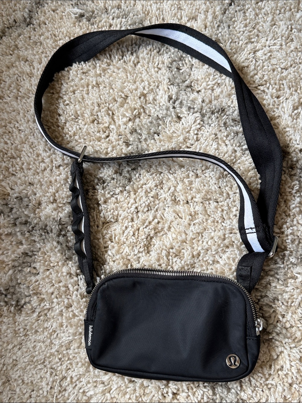 lululemon athletica Black Crossbody Belt Bag with White-Striped Strap